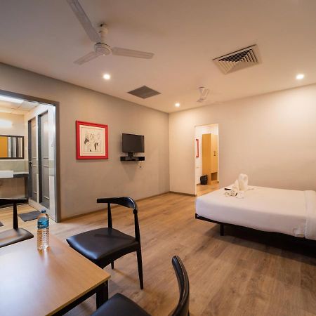 The Park Infinity Hotel Сурат Екстериор снимка