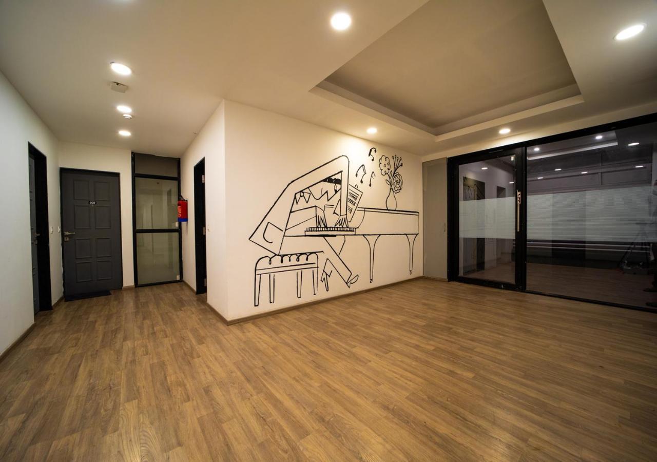 The Park Infinity Hotel Сурат Екстериор снимка