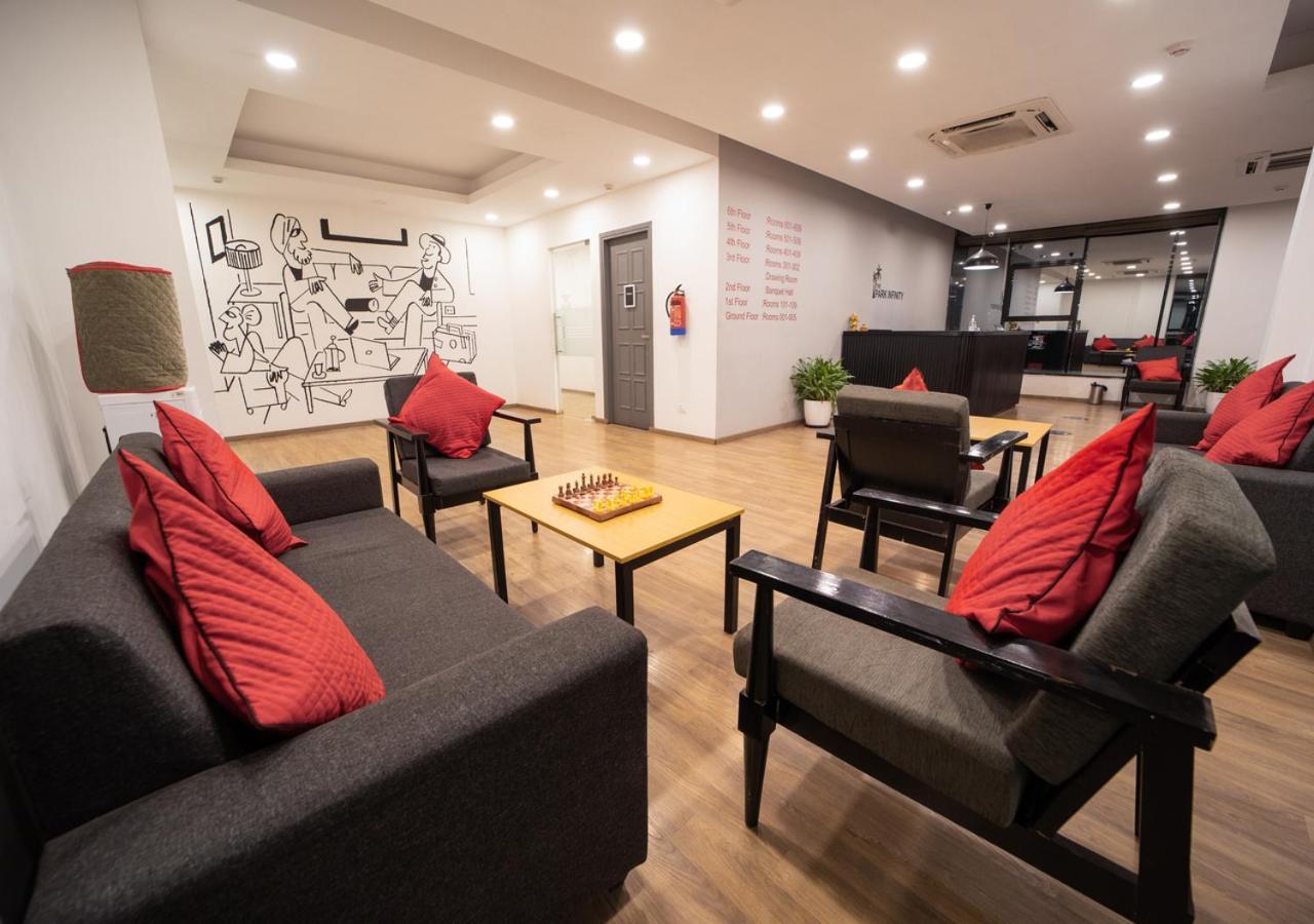The Park Infinity Hotel Сурат Екстериор снимка