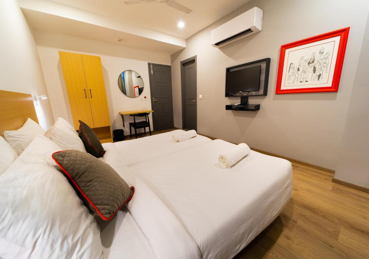 The Park Infinity Hotel Сурат Екстериор снимка