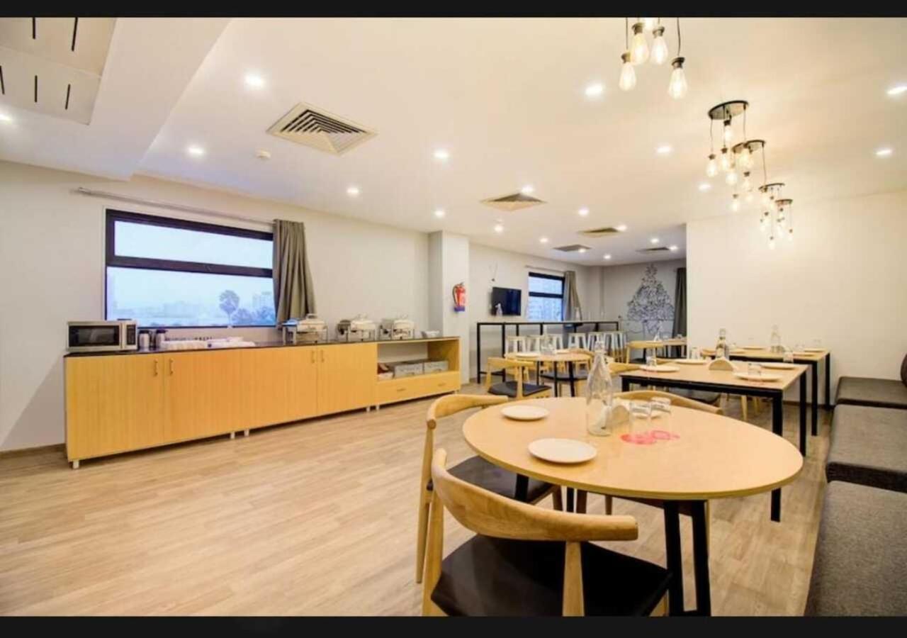 The Park Infinity Hotel Сурат Екстериор снимка