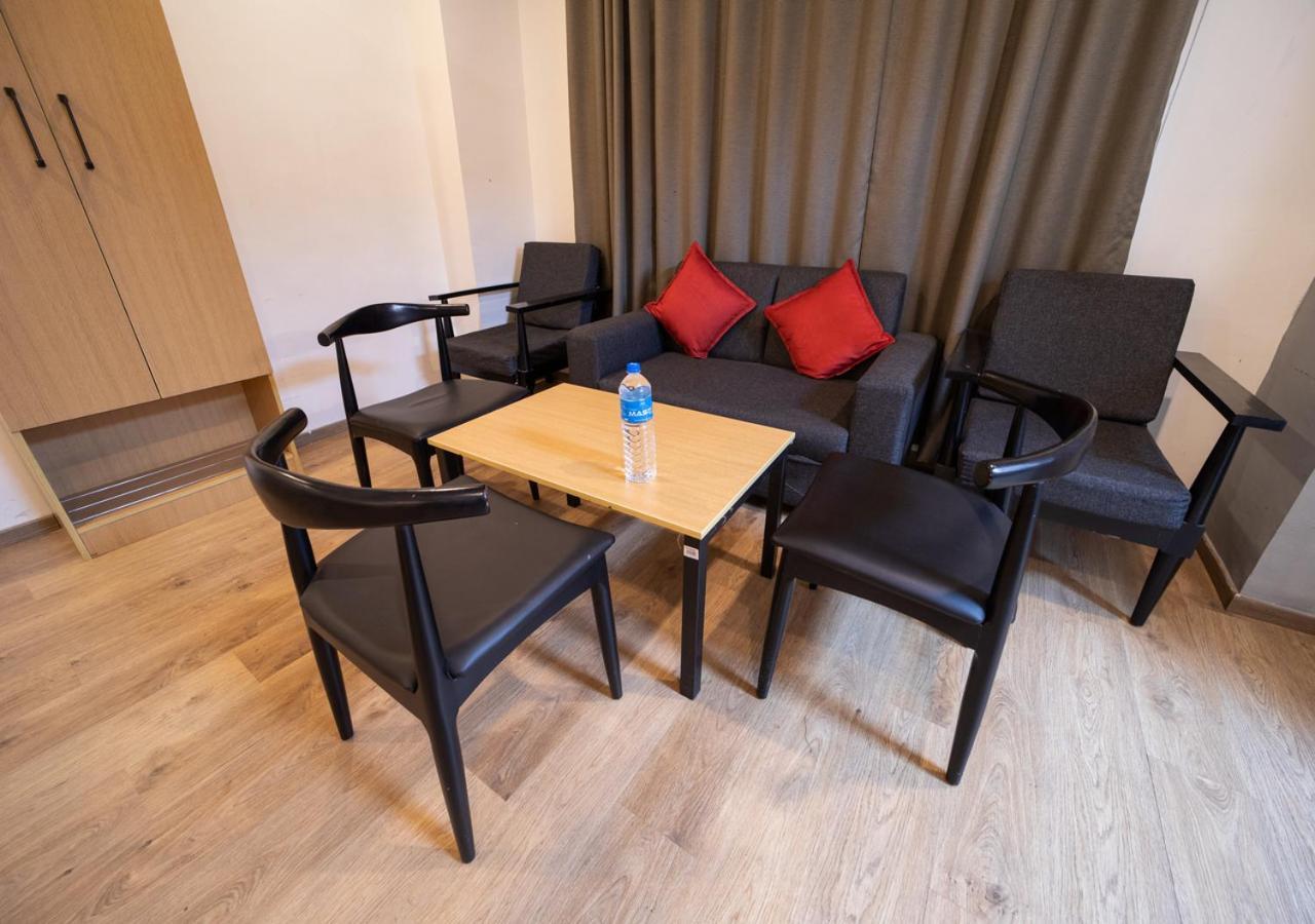 The Park Infinity Hotel Сурат Екстериор снимка